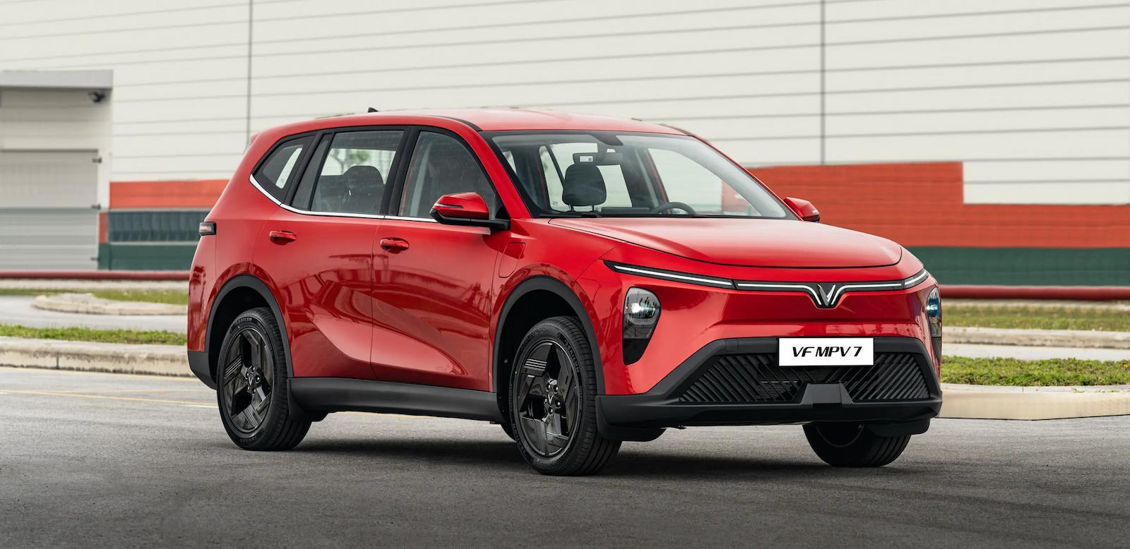Vinfast MPV7 - Gián lăn bánh MPV7